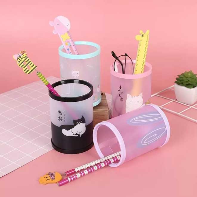 Hộp cắm bút trong suốt nhiều hình